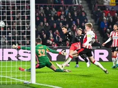 PSV Eindhoven vs Bayern Munich: Cuộc đối đầu đỉnh cao với những pha bóng đẹp mắt