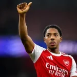 Arsenal 'hối hận' vì để Ethan Nwaneri ra đi: Tài năng trẻ lập tức tỏa sáng ở Pháp 1