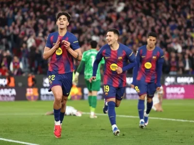 Cầu thủ từng từ chối đá chung với Ronaldo ghi bàn thắng ‘nổ tung’ cho Barca