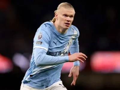 Bom Tấn Chuyển Nhượng: PSG Săn Đón Haaland, Barca Nhắm Alvarez, Man City Dính Tin Động Trời