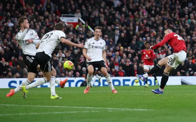 Khoảnh khắc Sesko khiến chúng ta phải dâng trào cảm xúc!