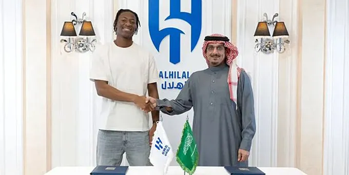 PIF đang đầu tư mua sắm cầu thủ chất lượng cho Al Hilal nhiều hơn.