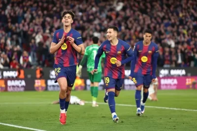 Cầu thủ từng từ chối đá chung với Ronaldo ghi bàn thắng 'nổ tung' cho Barca 1